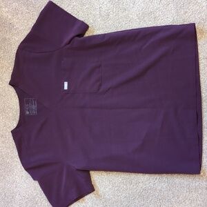 Figs Leon 2 Pocket Scrub Top